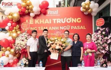 4 cơ sở chính thức, 2 cơ sở nhượng quyền